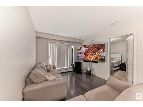 #430 344 Windermere Rd Nw, Edmonton, AB - Indoor Photo Showing Living Room