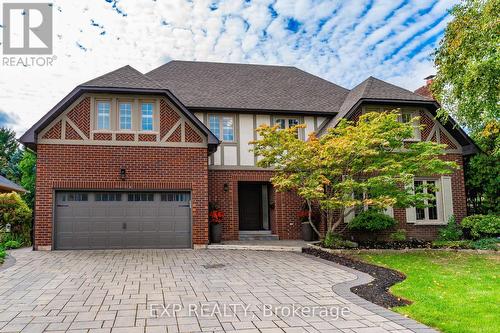 1340 Greeneagle Drive, Oakville, ON - Outdoor