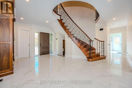 1340 Greeneagle Drive, Oakville, ON - Indoor Photo Showing Other Room