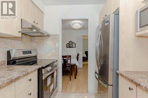 209 - 3455 Morning Star Drive, Mississauga, ON - Indoor Photo Showing Kitchen