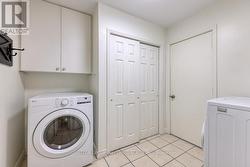 Main Floor Laundr - 