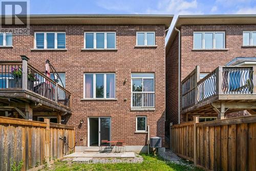 99 Collin Court, Richmond Hill, ON - Outdoor With Exterior