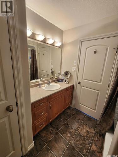 304 Anderson Street, Grenfell, SK - Indoor Photo Showing Bathroom