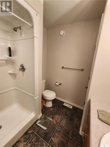 304 Anderson Street, Grenfell, SK - Indoor Photo Showing Bathroom