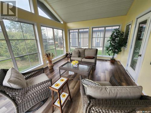 304 Anderson Street, Grenfell, SK - Indoor Photo Showing Living Room