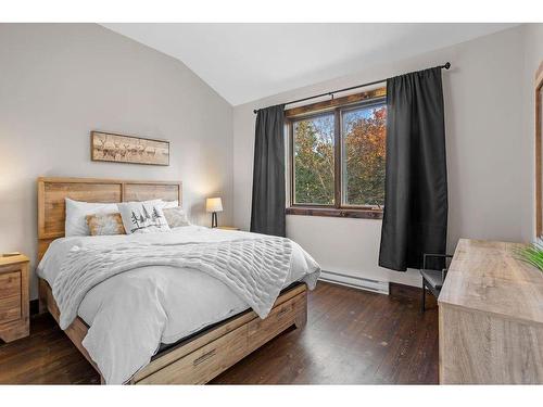 Vue d'ensemble - 1416 Ch. Des Lacs, Mont-Blanc, QC - Indoor Photo Showing Bedroom