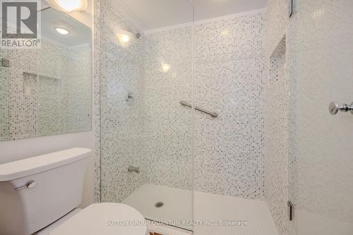 401 - 151 Robinson Street, Oakville, ON - Indoor Photo Showing Bathroom