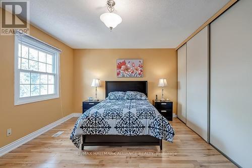 12 - 2004 Glenada Crescent, Oakville, ON - Indoor Photo Showing Bedroom