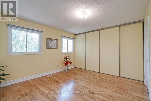 12 - 2004 Glenada Crescent, Oakville, ON - Indoor Photo Showing Other Room