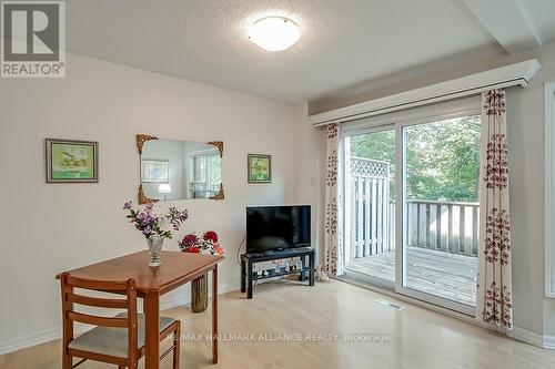 12 - 2004 Glenada Crescent, Oakville, ON - Indoor