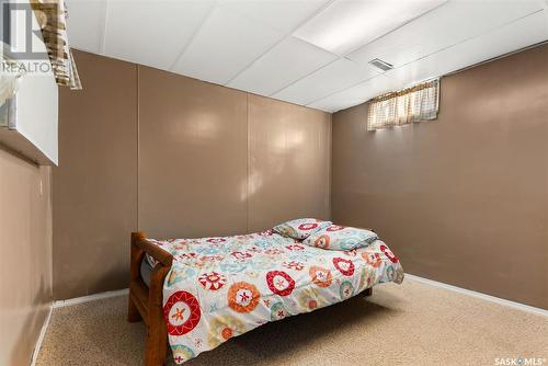 7207 1St Avenue N, Regina, SK - Indoor Photo Showing Bedroom