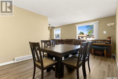 7207 1St Avenue N, Regina, SK - Indoor Photo Showing Dining Room