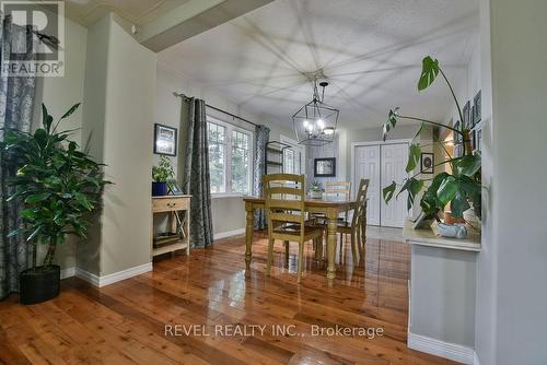 98 Roblin Street, Timmins (Beaurivage), ON - Indoor Photo Showing Dining Room