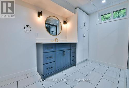 98 Roblin Street, Timmins (Beaurivage), ON - Indoor Photo Showing Bathroom