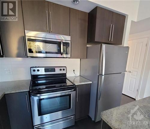 238 Besserer Street Unit#216, Ottawa, ON - Indoor Photo Showing Kitchen With Stainless Steel Kitchen