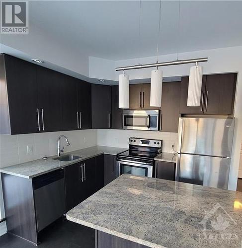 238 Besserer Street Unit#216, Ottawa, ON - Indoor Photo Showing Kitchen With Stainless Steel Kitchen With Upgraded Kitchen