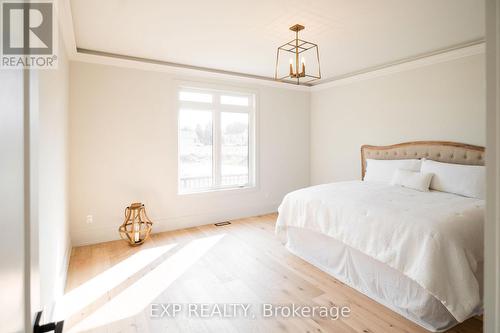 19 Oakley Drive, Niagara-On-The-Lake, ON - Indoor Photo Showing Bedroom