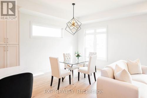 19 Oakley Drive, Niagara-On-The-Lake, ON - Indoor Photo Showing Dining Room