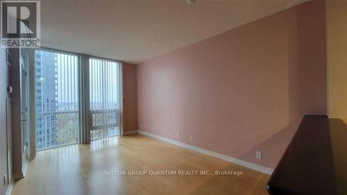 1605 - 3939 Duke Of York Boulevard, Mississauga, ON - Indoor Photo Showing Other Room