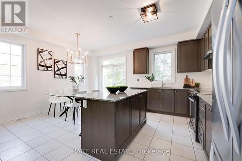 256 London Lane, Ajax, ON - Indoor Photo Showing Kitchen