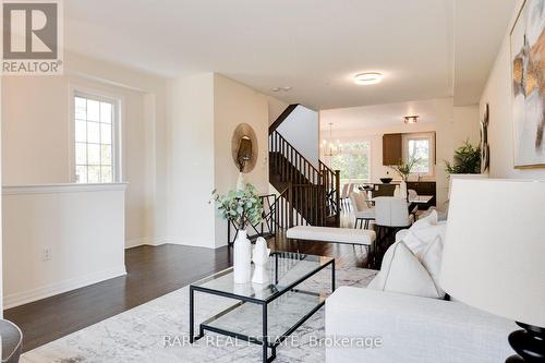 256 London Lane, Ajax, ON - Indoor Photo Showing Living Room