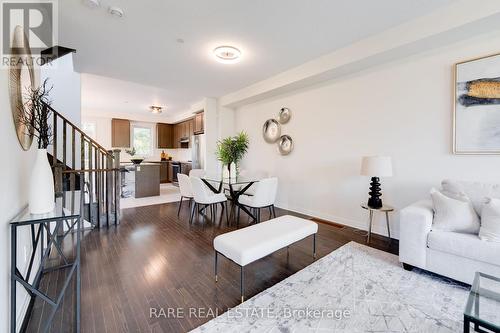 256 London Lane, Ajax, ON - Indoor Photo Showing Living Room