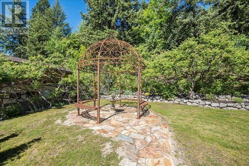 5913 Bluebird Road, Taghum, BC - Outdoor