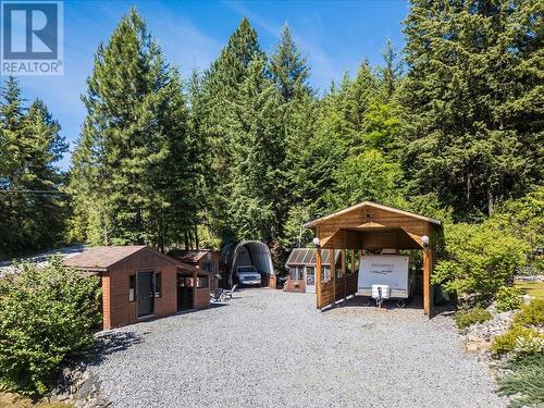 5913 Bluebird Road, Taghum, BC - Outdoor