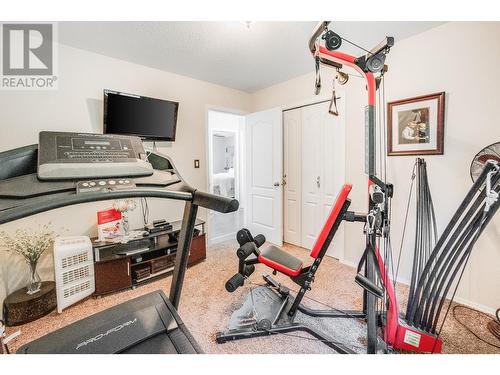 5913 Bluebird Road, Taghum, BC - Indoor Photo Showing Gym Room