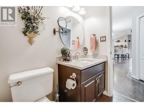 5913 Bluebird Road, Taghum, BC - Indoor Photo Showing Bathroom