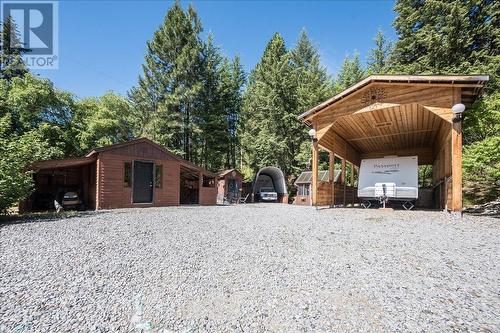 5913 Bluebird Road, Taghum, BC - Outdoor