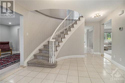 6074 Meadowglen Drive, Ottawa, ON - Indoor Photo Showing Other Room