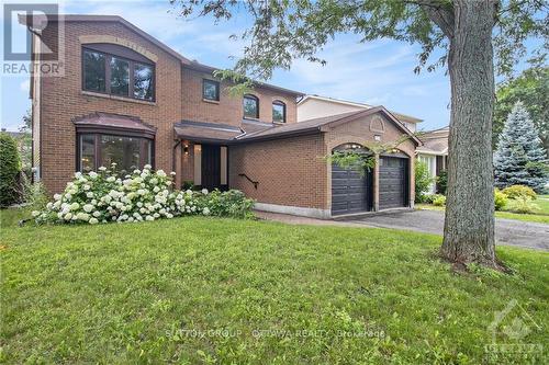 6074 Meadowglen Drive, Ottawa, ON - Outdoor