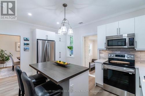 352 Third Street, Midland, ON - Indoor Photo Showing Kitchen