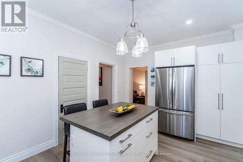 352 Third Street, Midland, ON - Indoor Photo Showing Kitchen