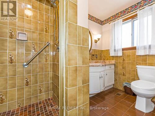 2960 Weston Road, Toronto, ON - Indoor Photo Showing Bathroom