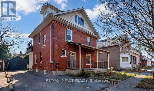 137 Elgin Street E, Oshawa, ON - Outdoor With Facade