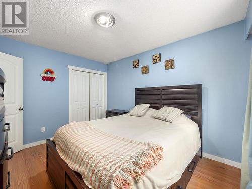 8032 Princeton Crescent, Prince George, BC - Indoor Photo Showing Bedroom