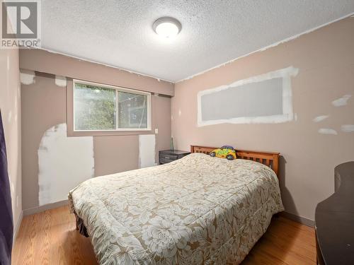 8032 Princeton Crescent, Prince George, BC - Indoor Photo Showing Bedroom