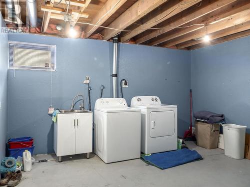 8032 Princeton Crescent, Prince George, BC - Indoor Photo Showing Laundry Room