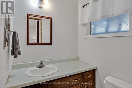 517 Belmont 2Nd Line, Havelock-Belmont-Methuen, ON - Indoor Photo Showing Bathroom