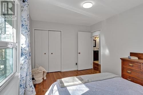 517 Belmont 2Nd Line, Havelock-Belmont-Methuen, ON - Indoor Photo Showing Bedroom