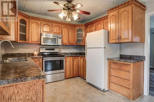 4389 St Michel Street, Hanmer, ON - Indoor Photo Showing Kitchen With Double Sink