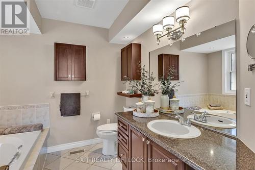 7 Hillview Drive, Kawartha Lakes (Bobcaygeon), ON - Indoor Photo Showing Bathroom