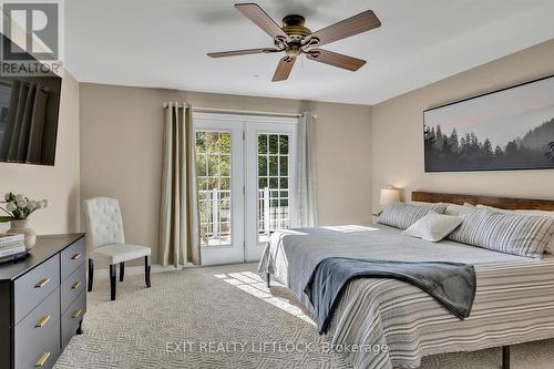 7 Hillview Drive, Kawartha Lakes (Bobcaygeon), ON - Indoor Photo Showing Bedroom