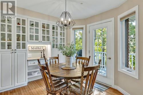 7 Hillview Drive, Kawartha Lakes (Bobcaygeon), ON - Indoor Photo Showing Dining Room