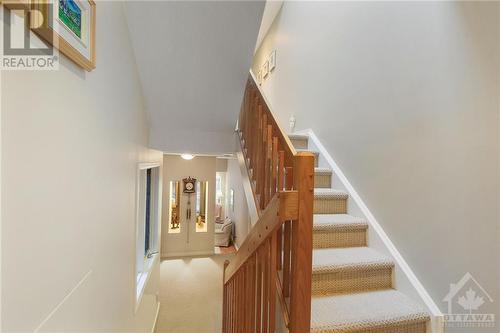 steps up to bedrooms - 130 Hawthorne Avenue Unit#A, Ottawa, ON - Indoor Photo Showing Other Room