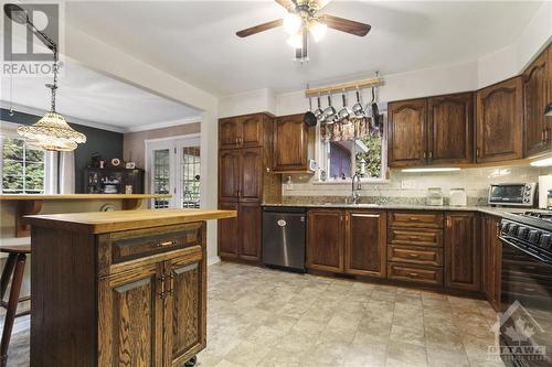 254 Northcote Drive, Carleton Place, ON - Indoor Photo Showing Kitchen