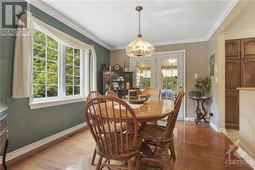 254 Northcote Drive, Carleton Place, ON - Indoor Photo Showing Dining Room