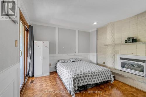 4266 Sugarbush Road, Mississauga, ON - Indoor Photo Showing Bedroom